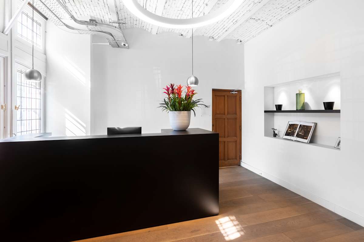 Regus - Amsterdam, Nieuwezijds Voorburgwal photo 2