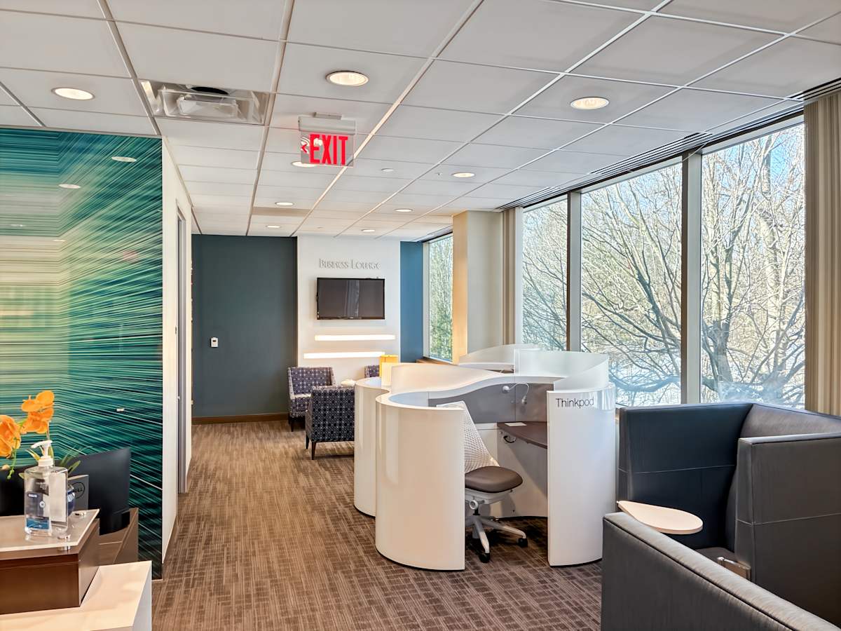 Eagleview Corporate Center photo 8