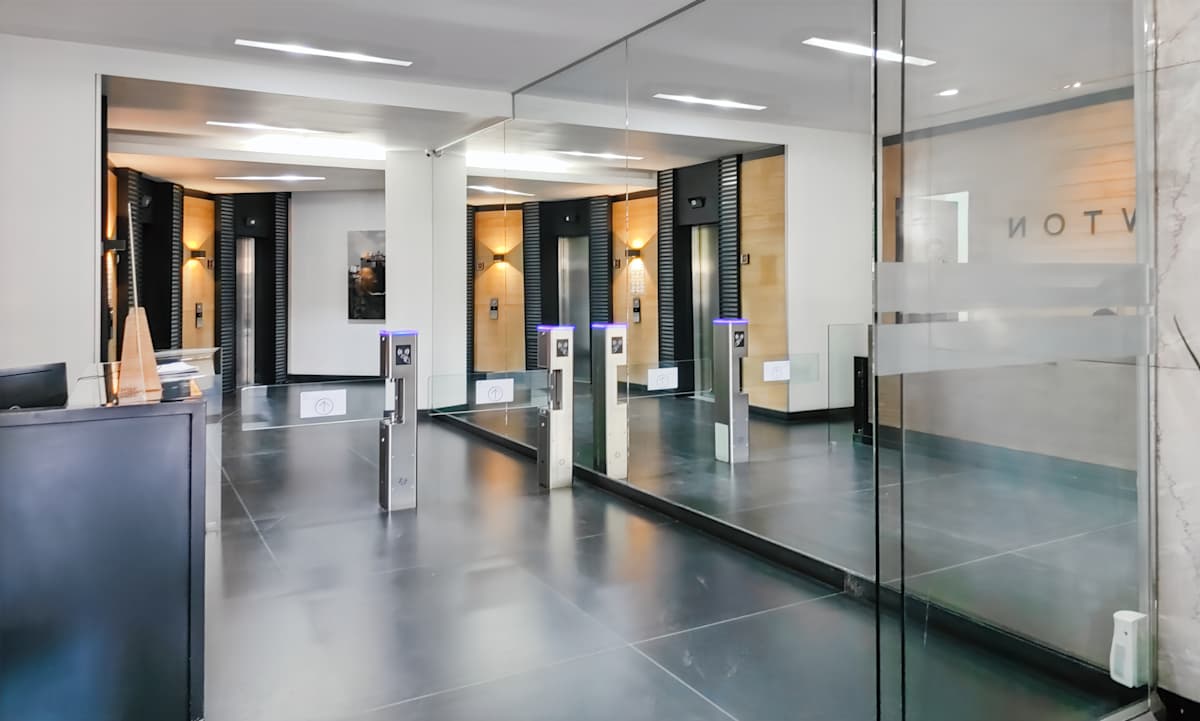 Regus - Mexico City, Parque Lincoln photo 5