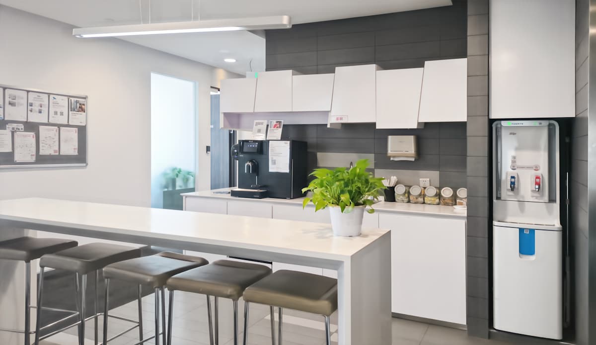 Regus - Huayuan International Centre photo 11