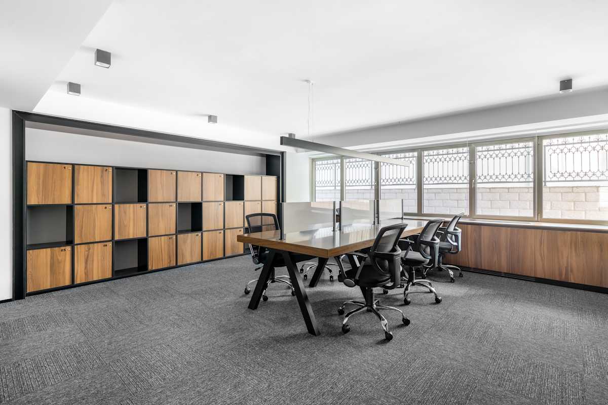 Regus - Kore Şehitleri photo 6