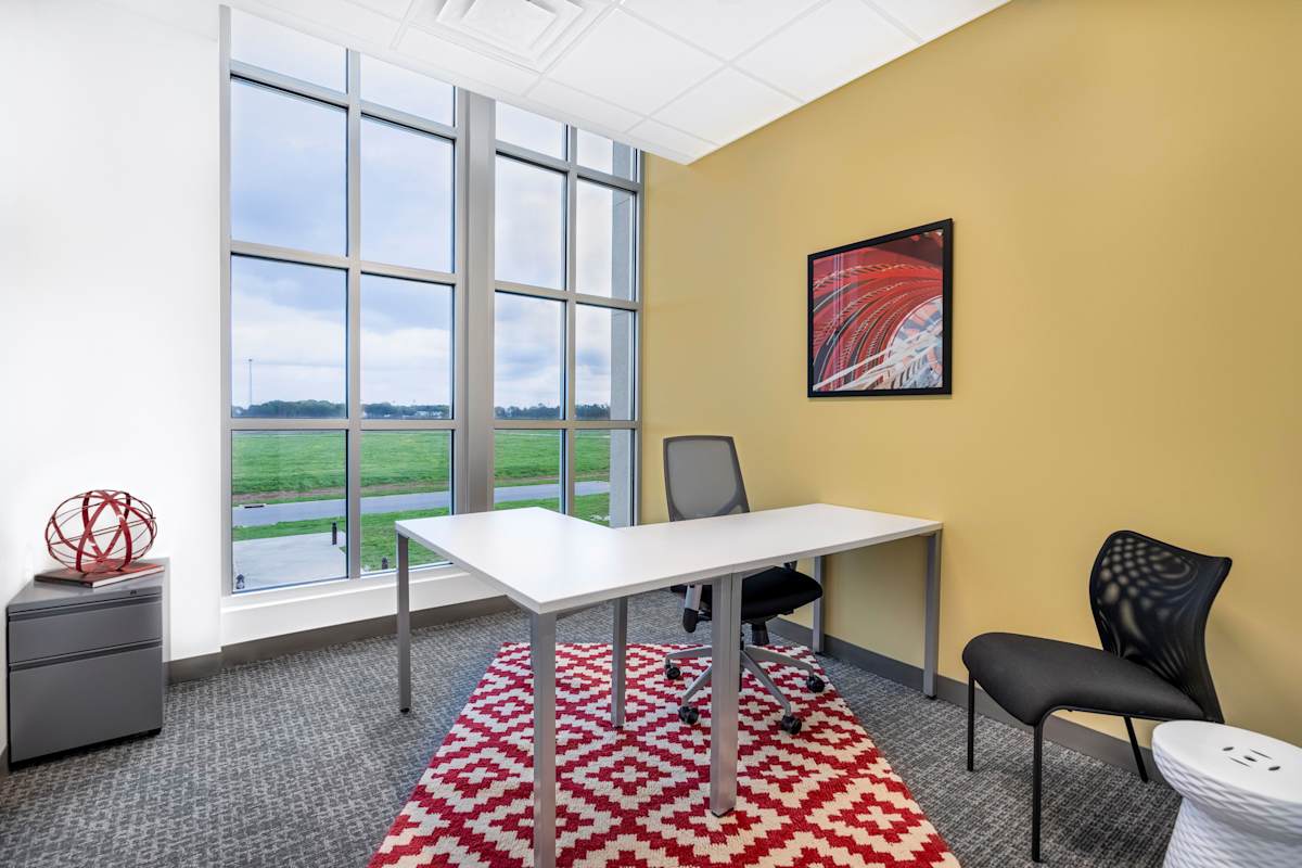 Monroe Business Center photo 4