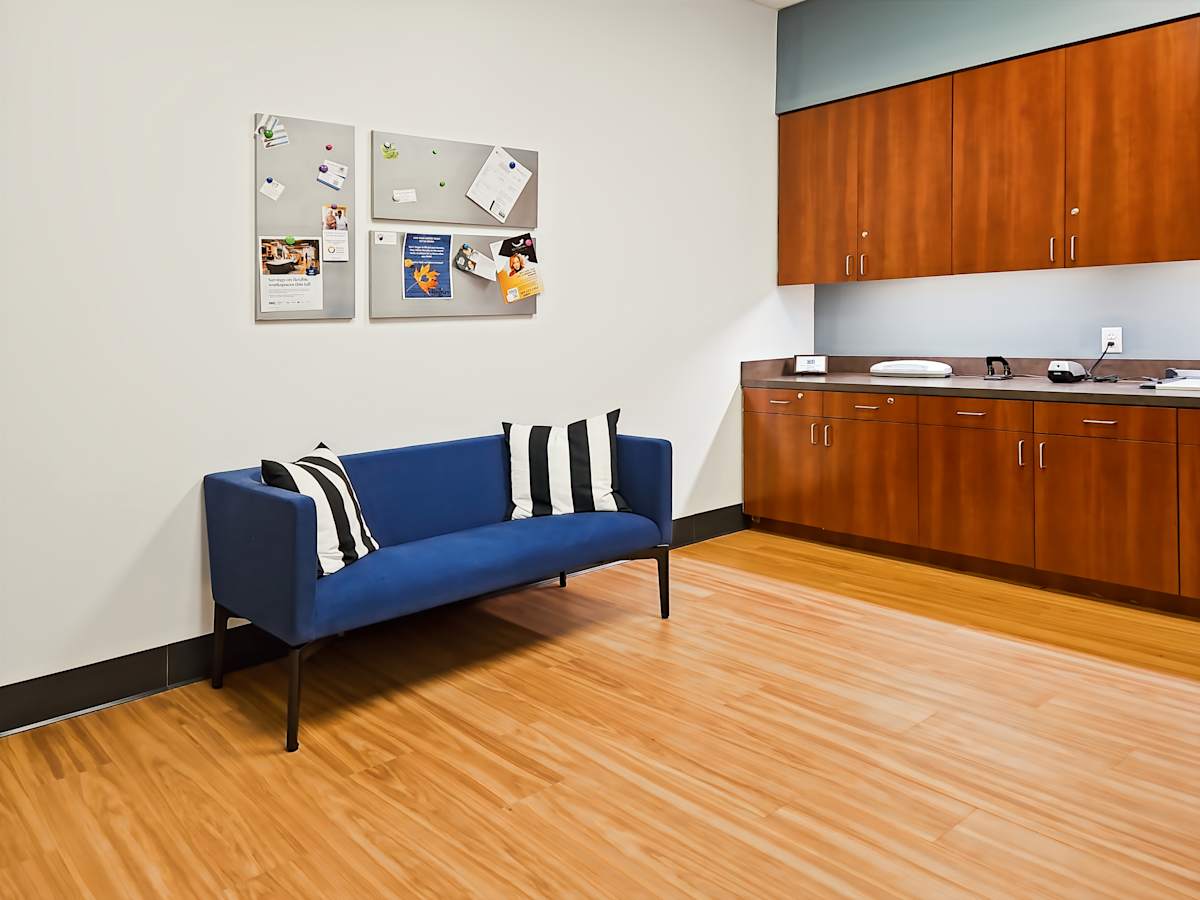 610 Uptown Boulevard photo 10