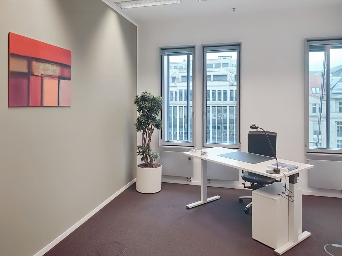Regus - Berlin, Unter den Linden photo 3