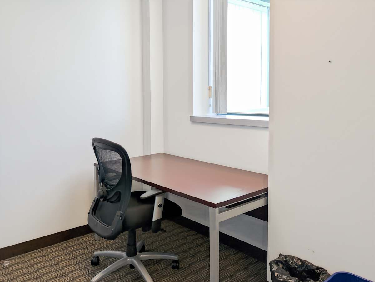 Concord Meadows Business Center photo 4