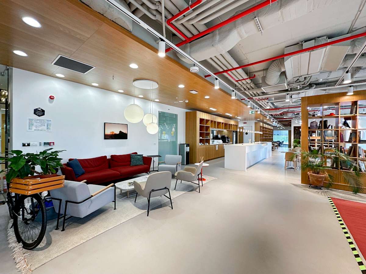 Spaces Campus 6 photo 2