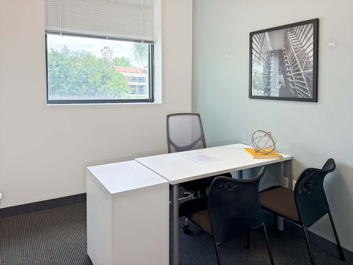 Regus - Windermere - 9100 Conroy Windermere Road photo 4
