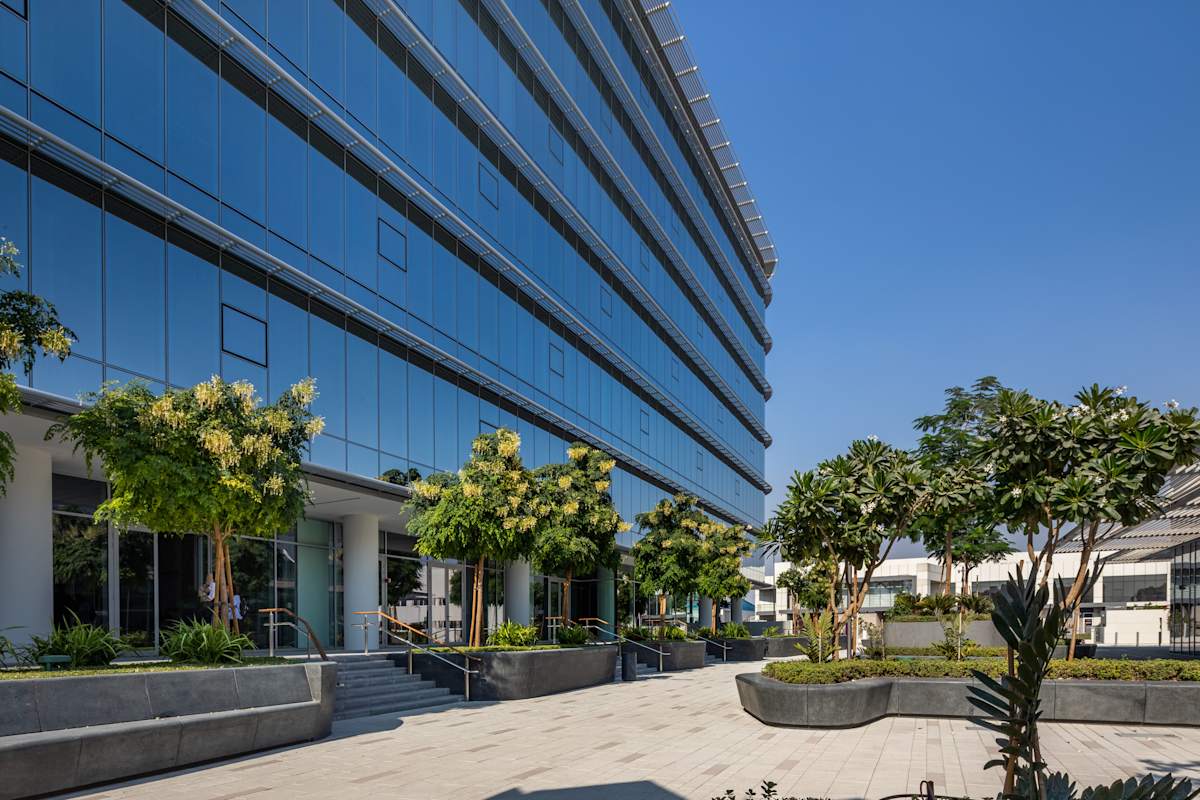 Dubai CommerCity photo 2