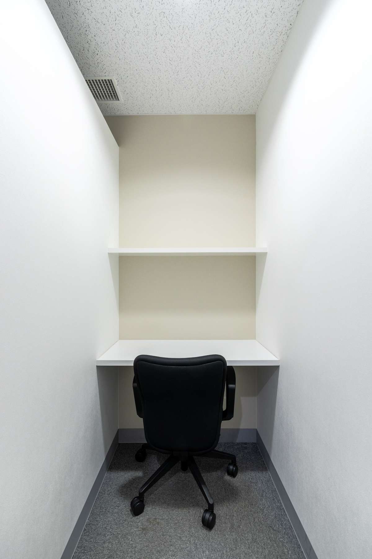Regus - Chiba Daiei Building photo 2