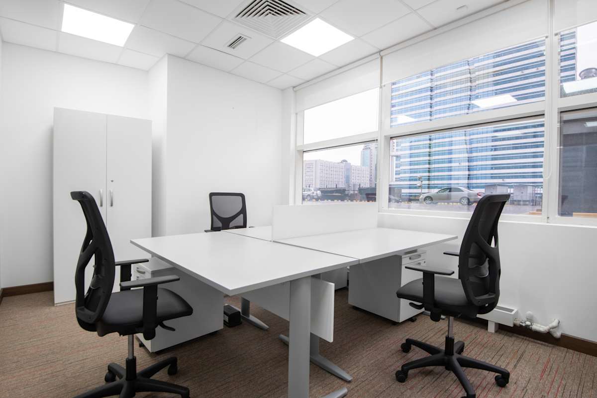 Regus - Emerald Tower photo 4