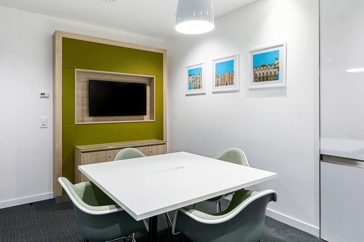 Regus - Lausanne, Place de la Gare 12 photo 4