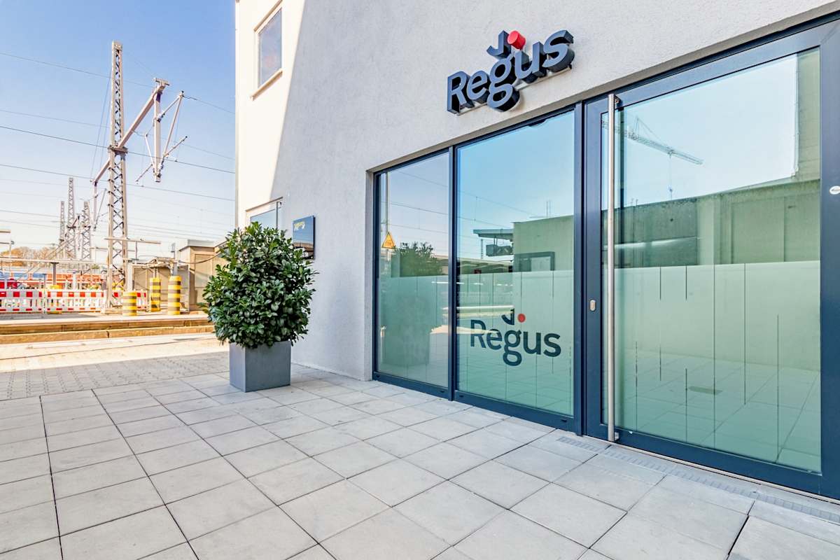 Regus Augsburg Hauptbahnhof photo 1