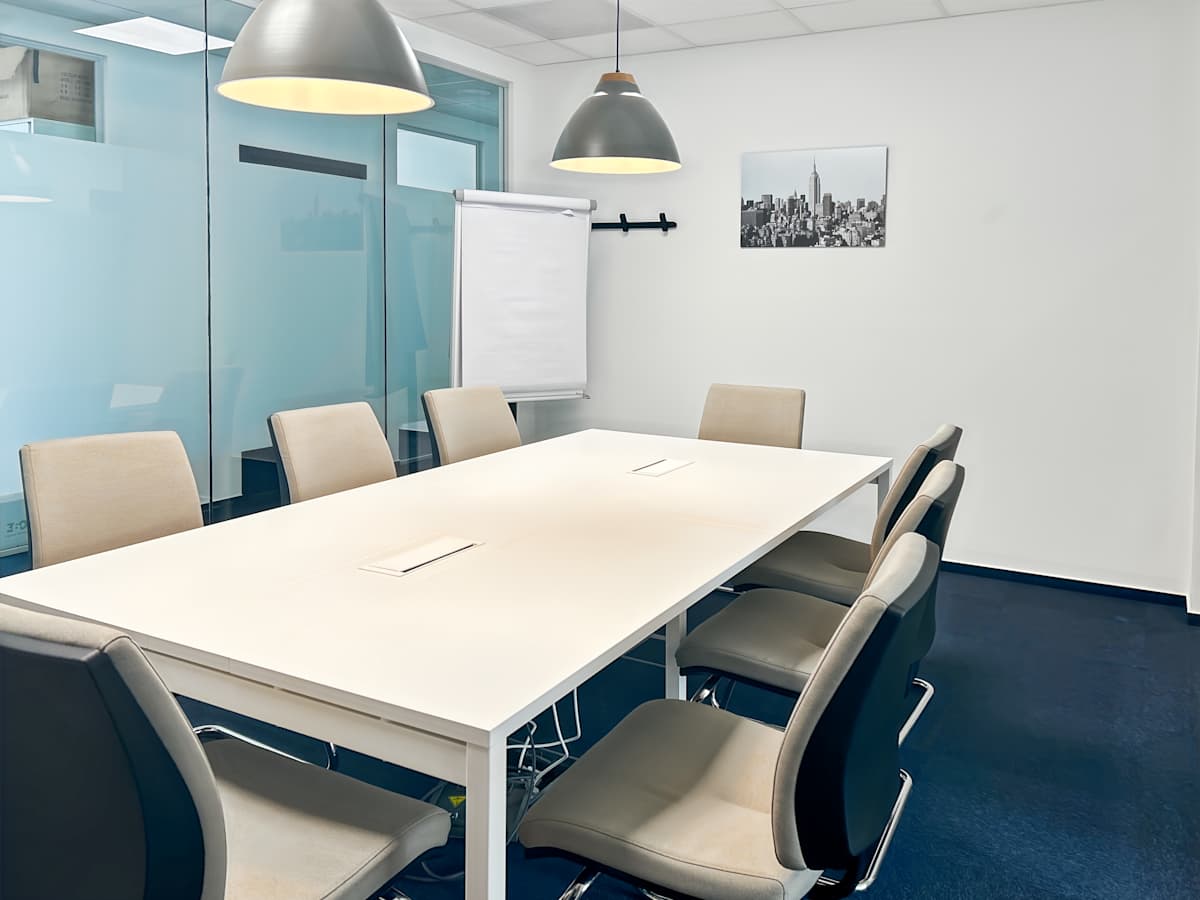 F99 Office photo 9