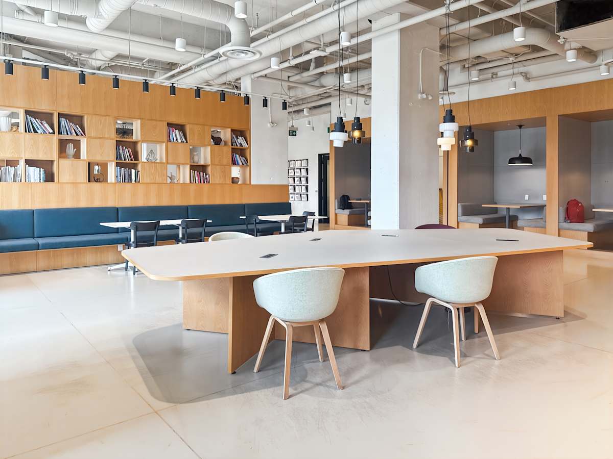 Regus - Gladstone photo 11