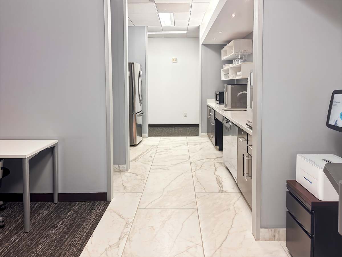 21 Waterway Avenue photo 4