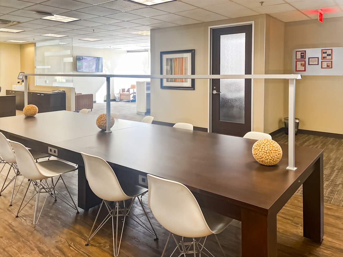 175 Capital Boulevard photo 11