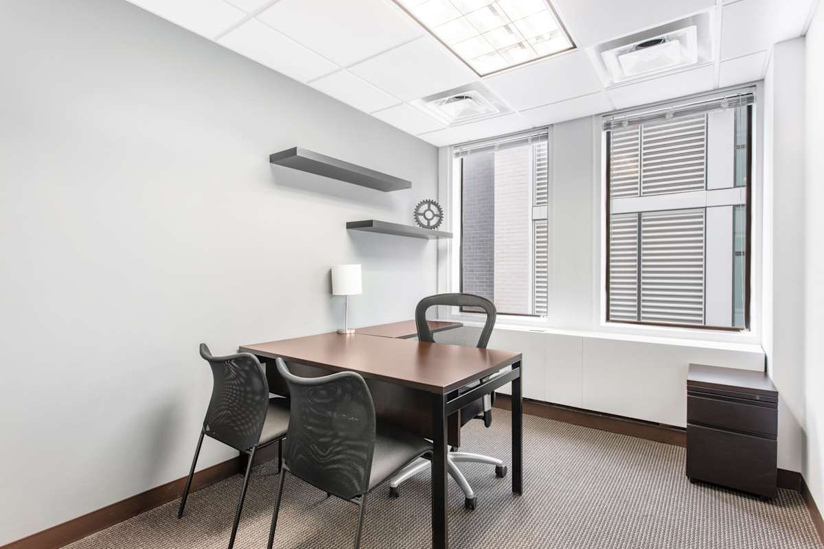 Oak Park Business Center photo 7