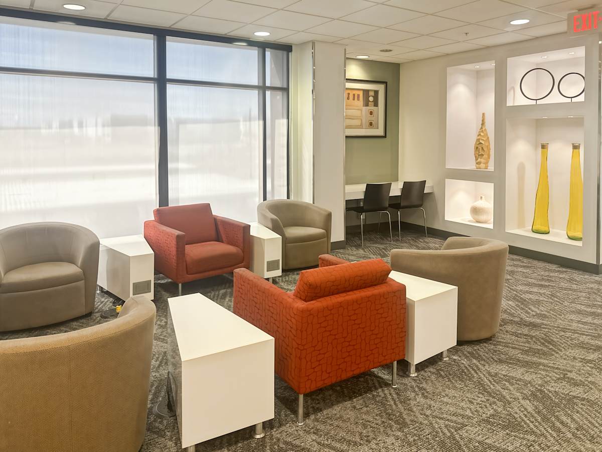Arroyo Corporate Center photo 5
