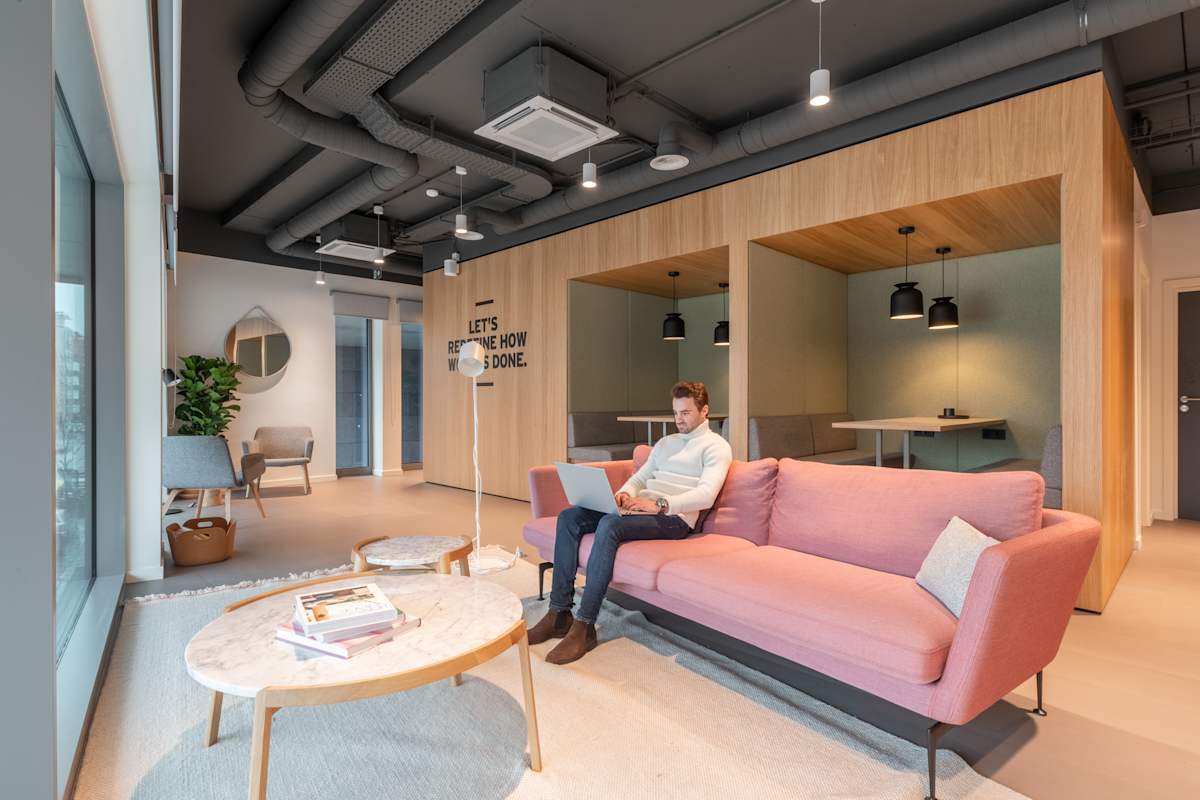 Regus - Liege, Guillemins photo 12