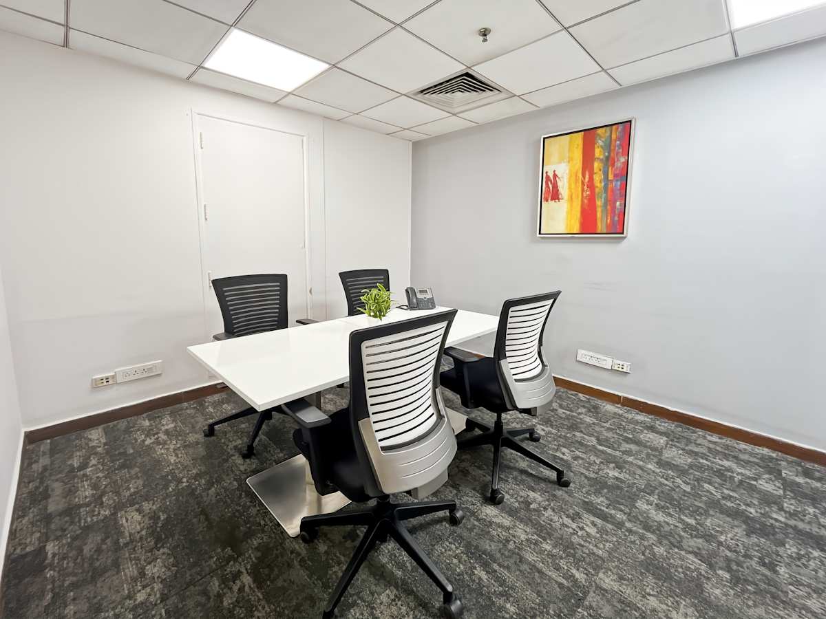 Eros Corporate Tower photo 2