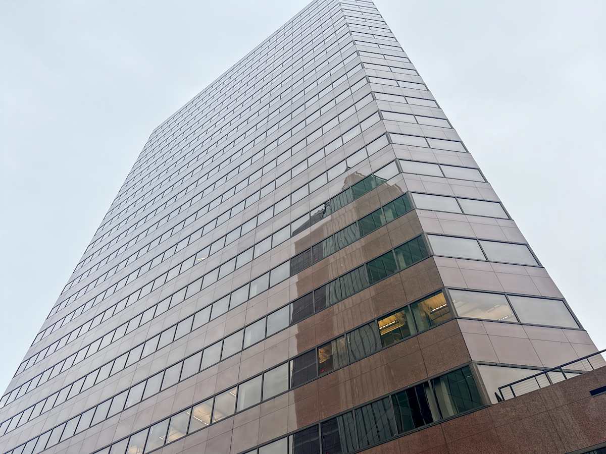 Skyline Tower photo 2