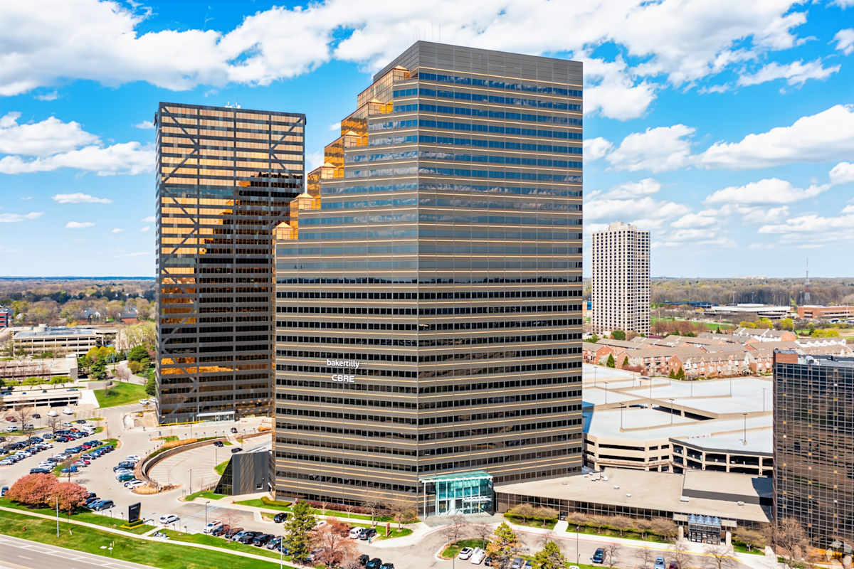 2000 Town Center