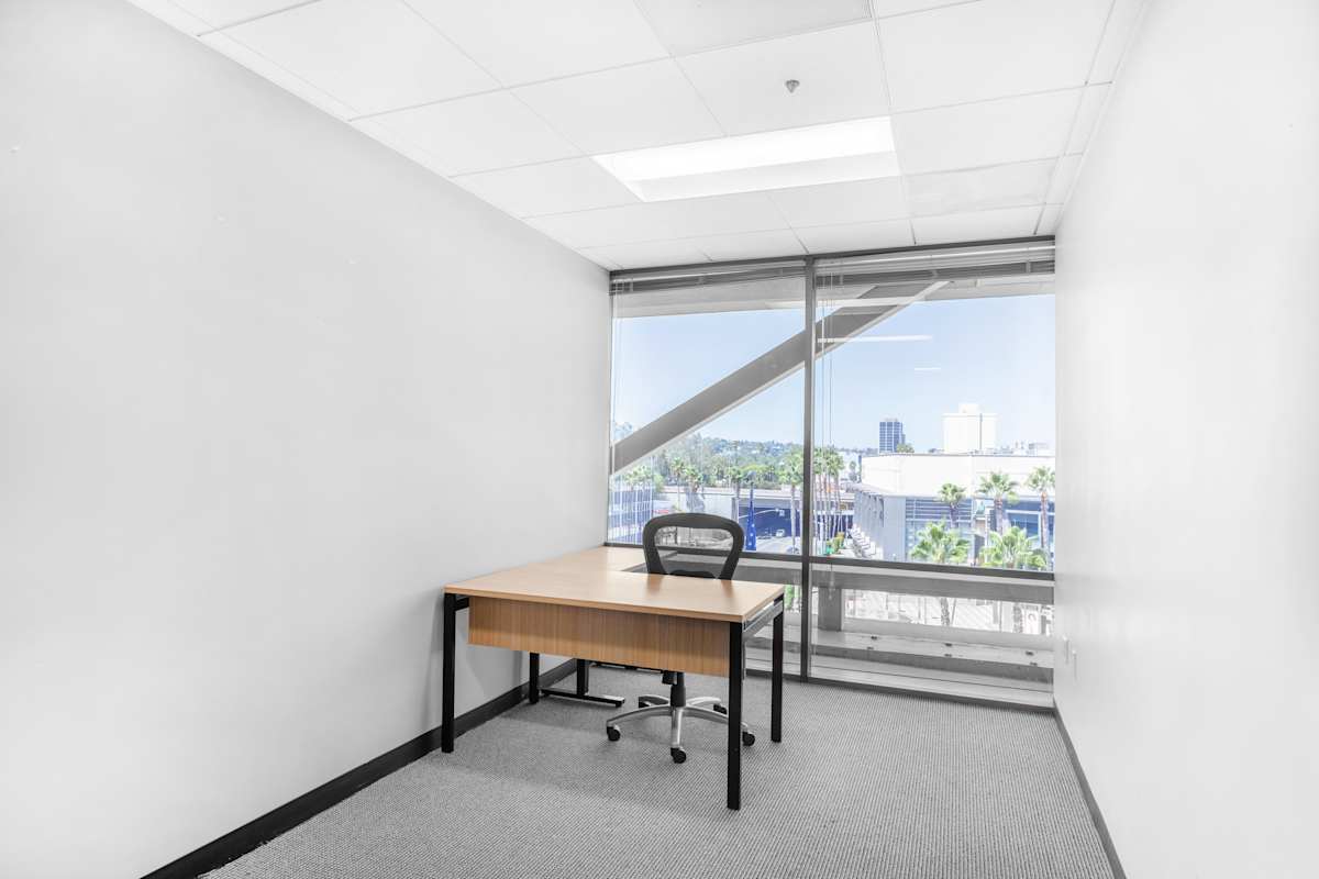 Valley Office Plaza photo 6