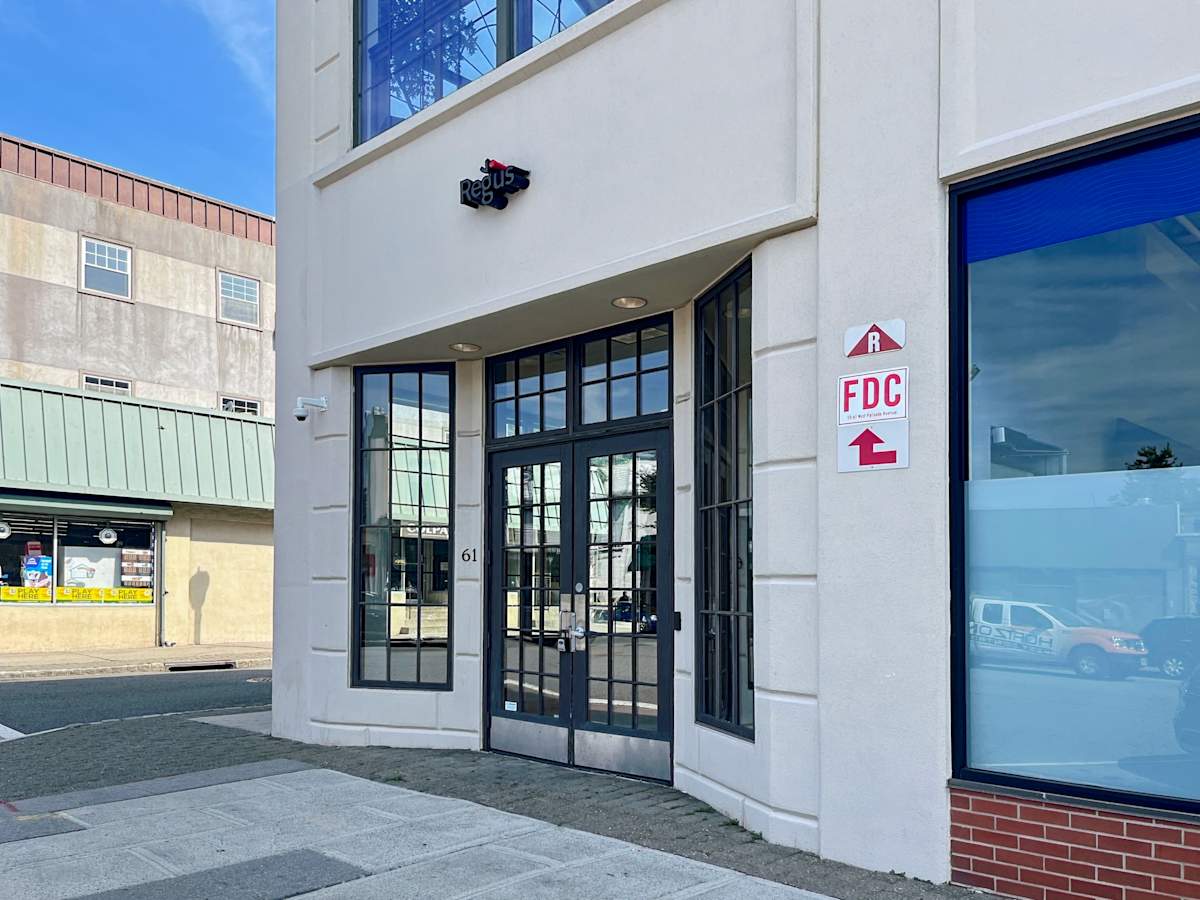 Regus - Englewood, 61 W Palisade Ave photo 1