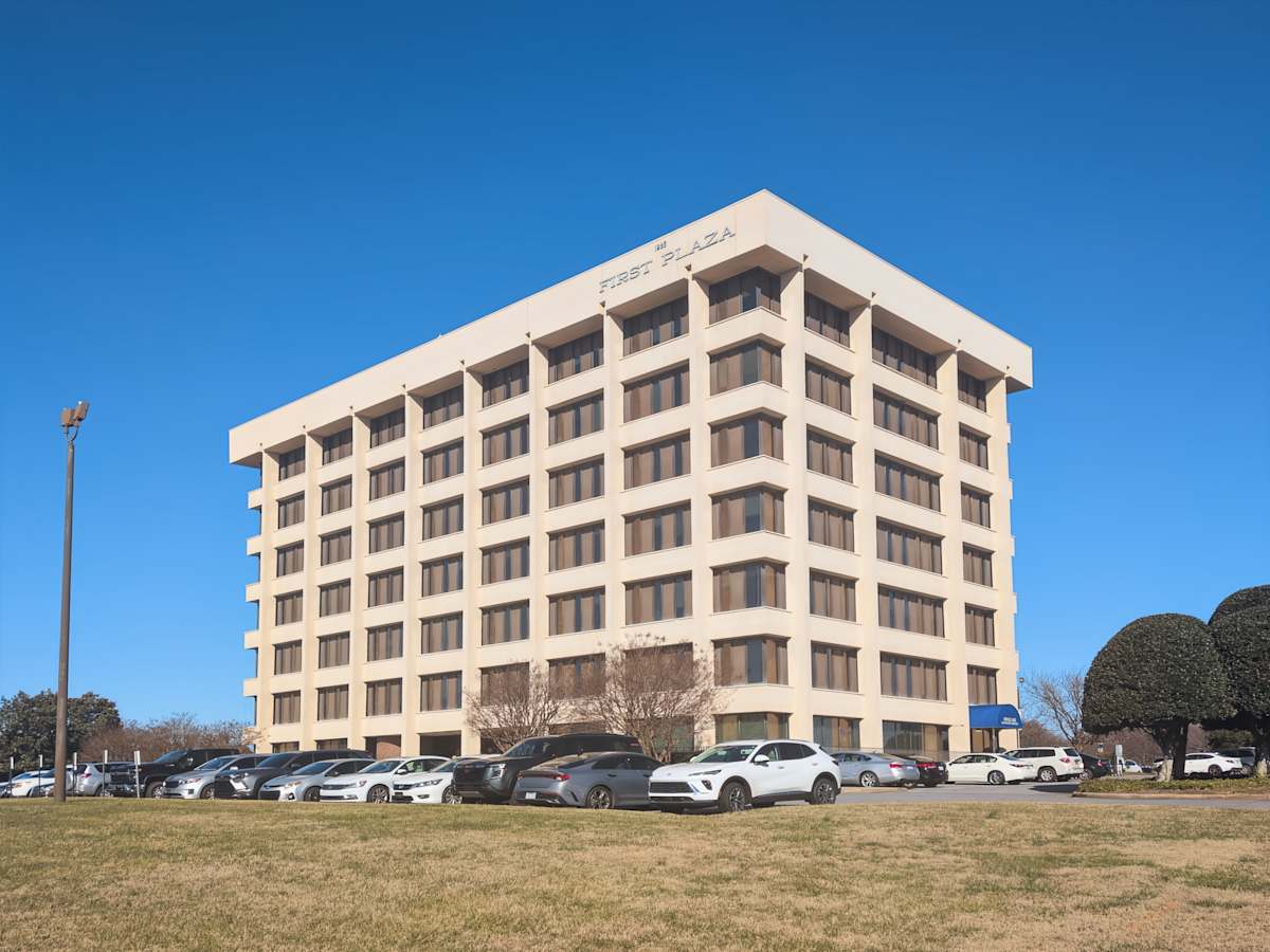 1985 Tate Blvd photo 1