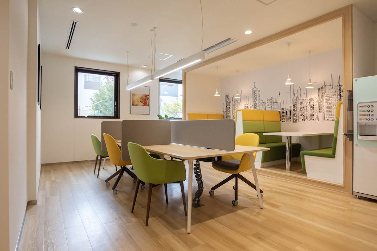 Regus - Across Cube Okayama Ekimae photo 5