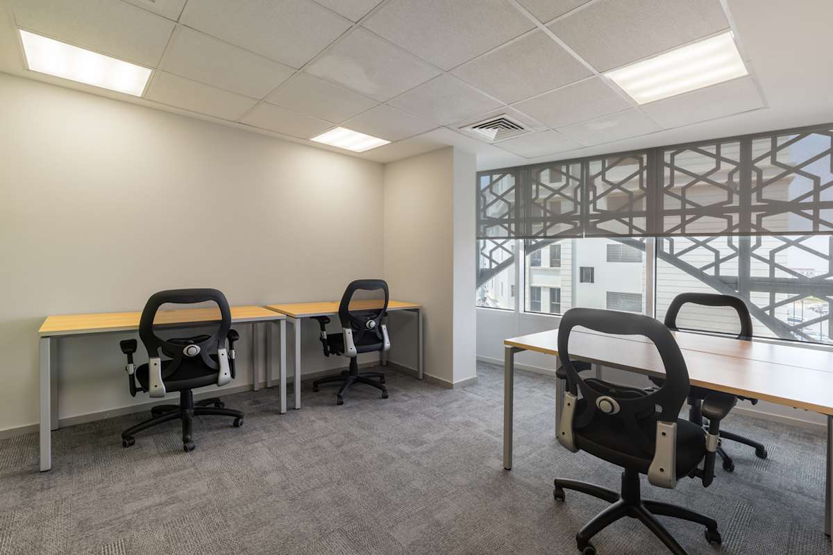 Regus - Holiday Inn Muscat Al Seeb photo 4