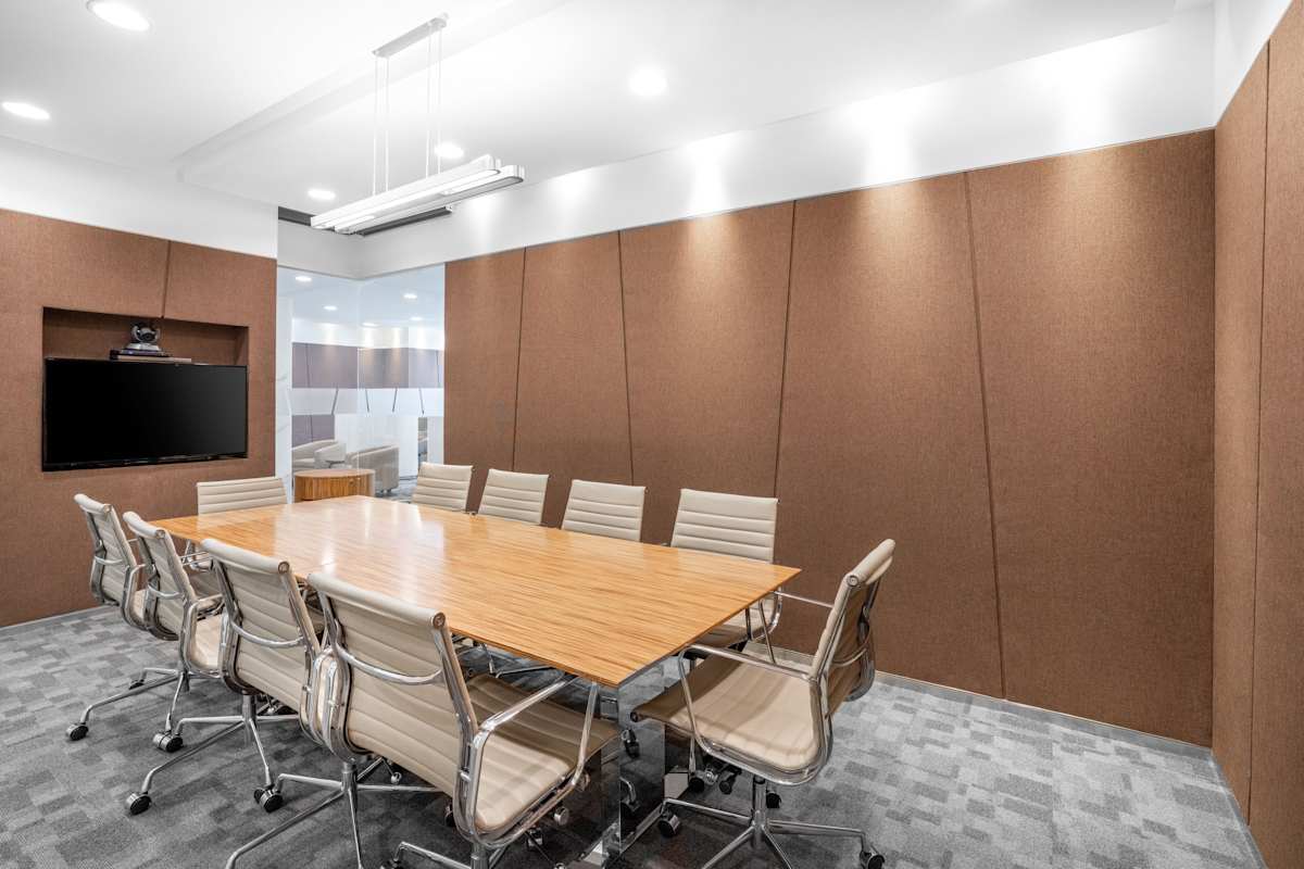 Regus - Chamtime Plaza photo 8