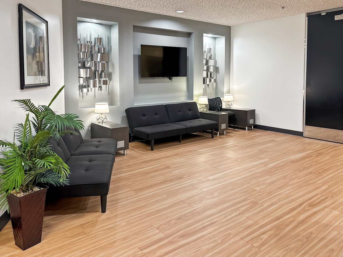 Topa Financial Plaza photo 9