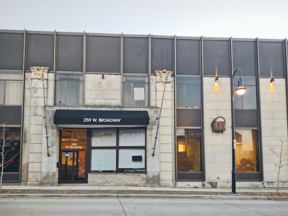 259 W Broadway