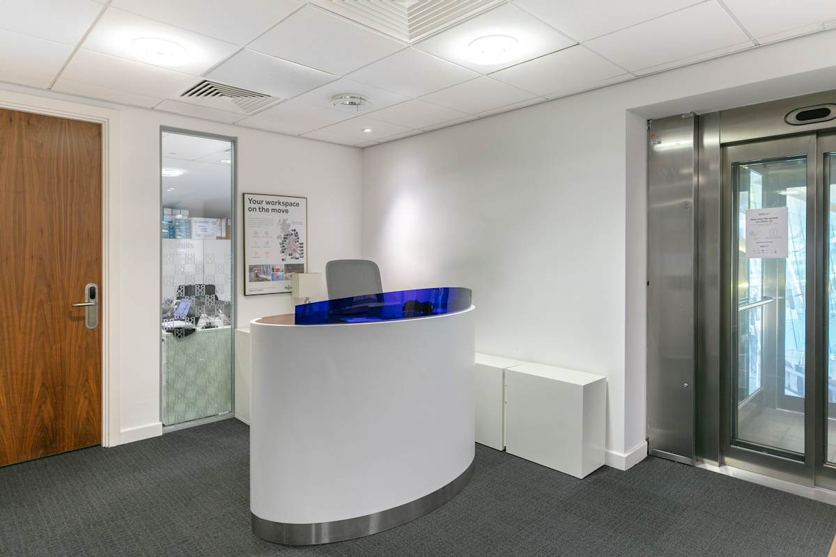 Regus Cobham M25 photo 2