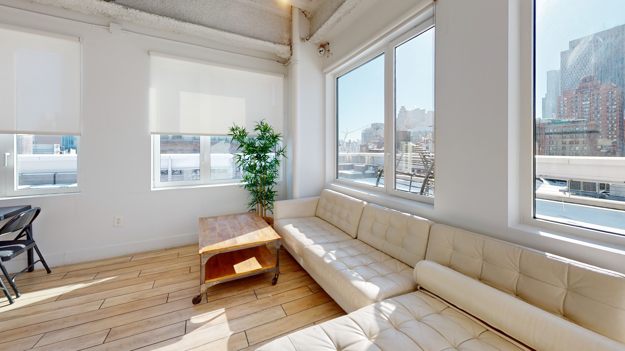 433 Broadway - Penthouse B photo 2