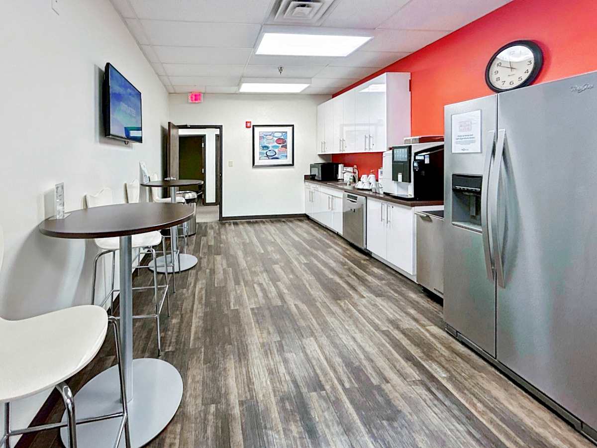 Central Park Corporate Center photo 2