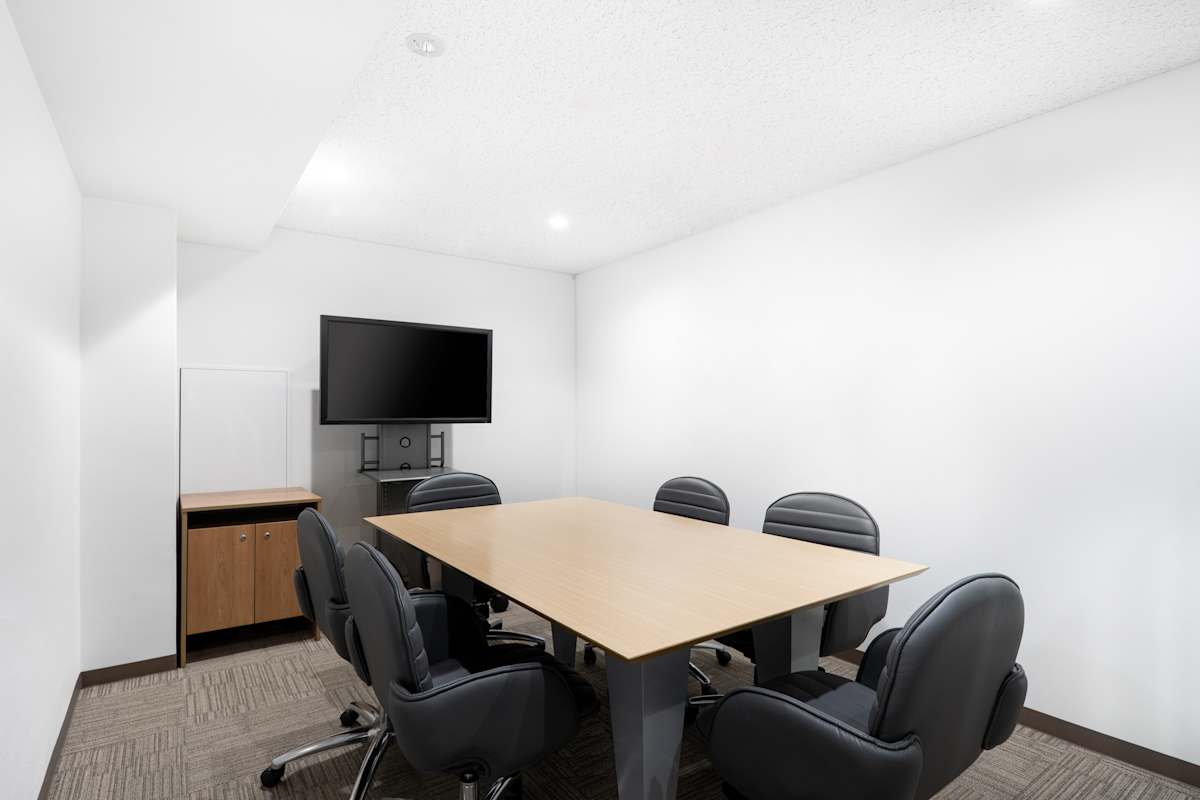 Regus - Shinjuku Nishiguchi Takagi photo 2