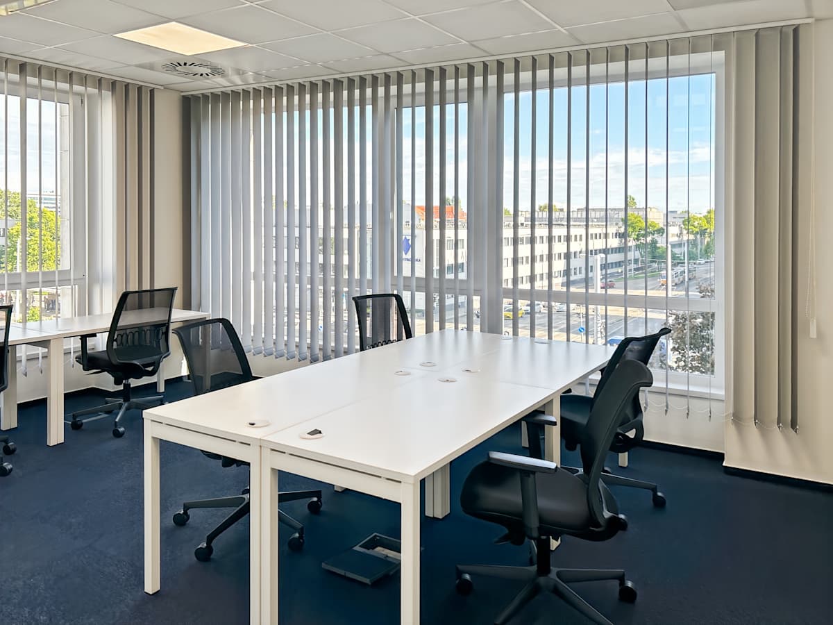 F99 Office photo 7