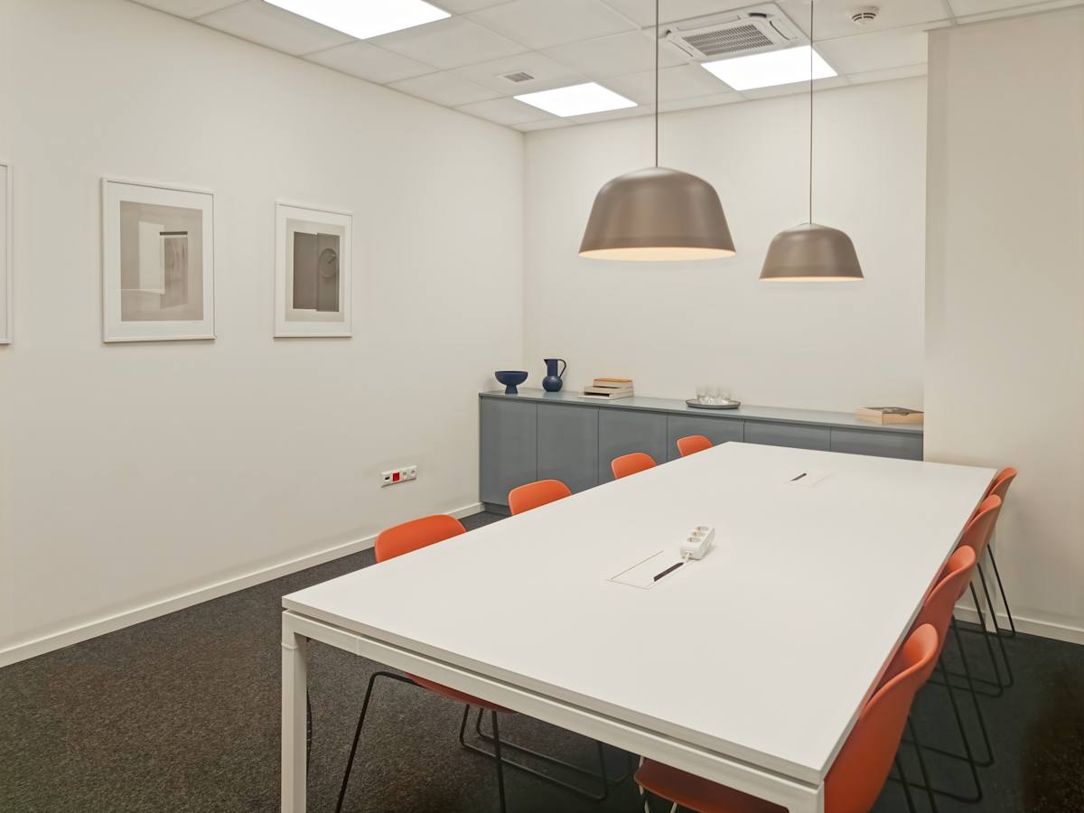 Regus - River West photo 11