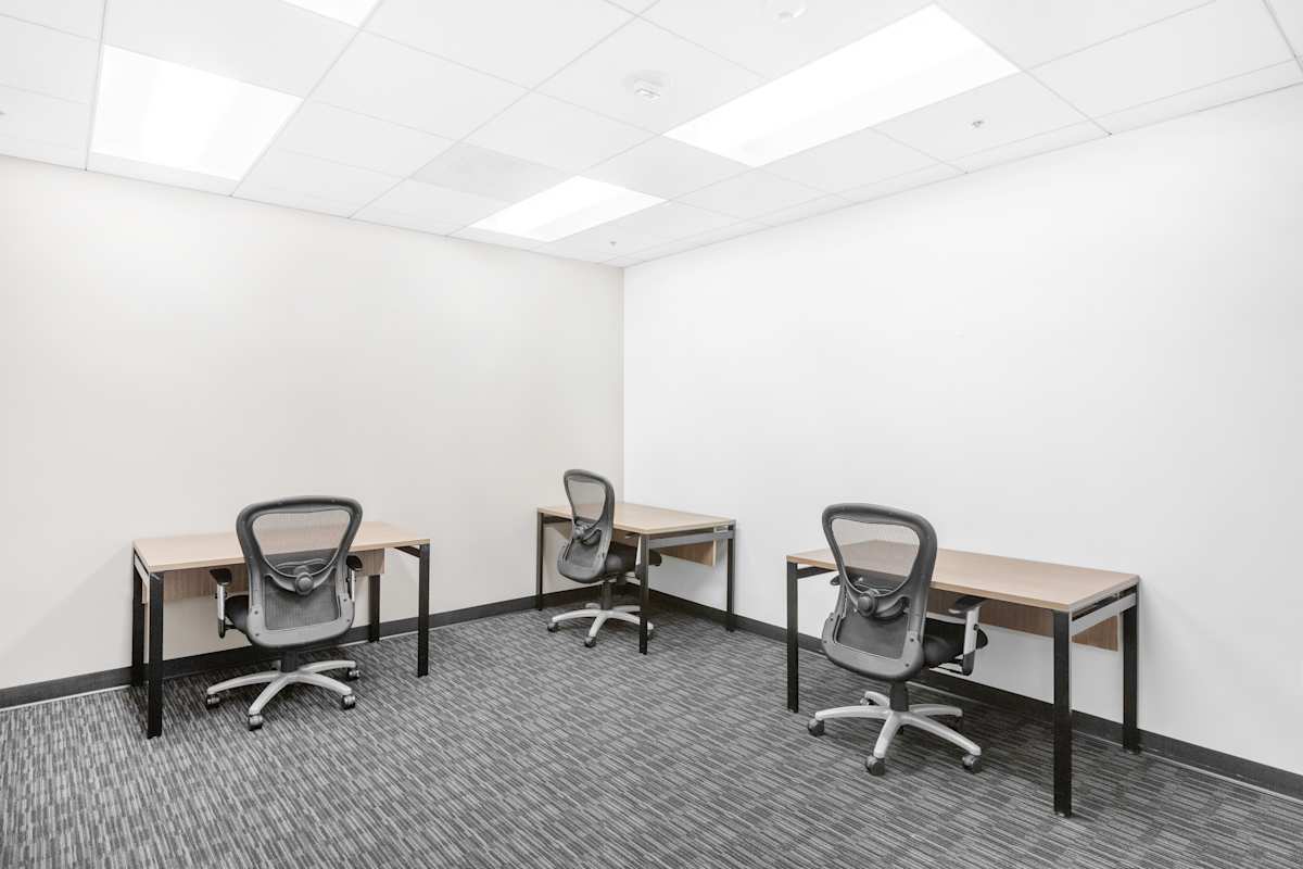 Valley Office Plaza photo 5