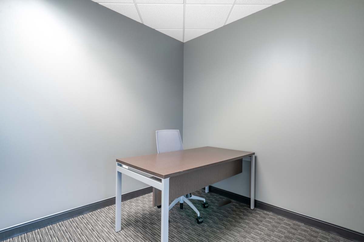 500 Marquette Avenue photo 3