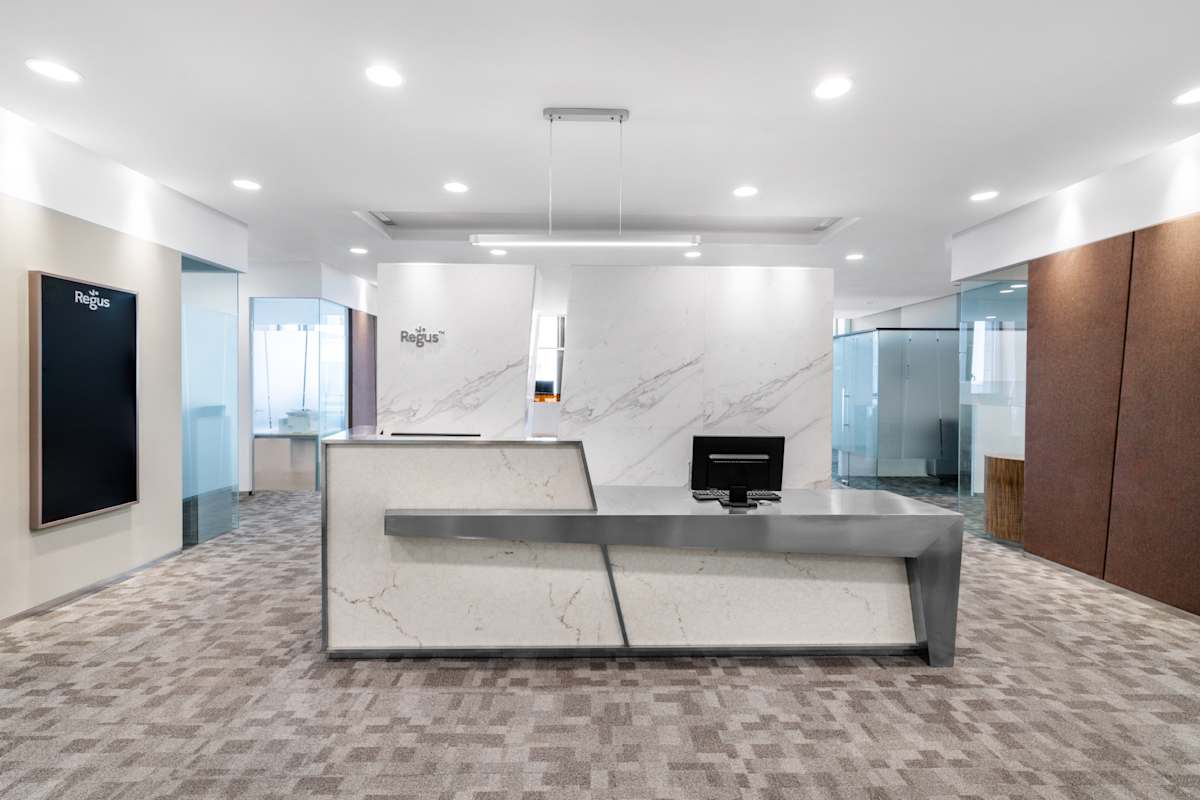 Regus - Chamtime Plaza photo 9