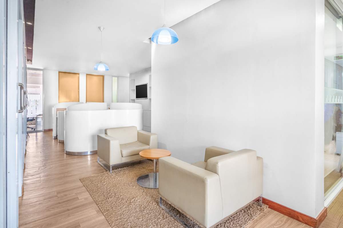 Regus - Acacia Mall photo 6