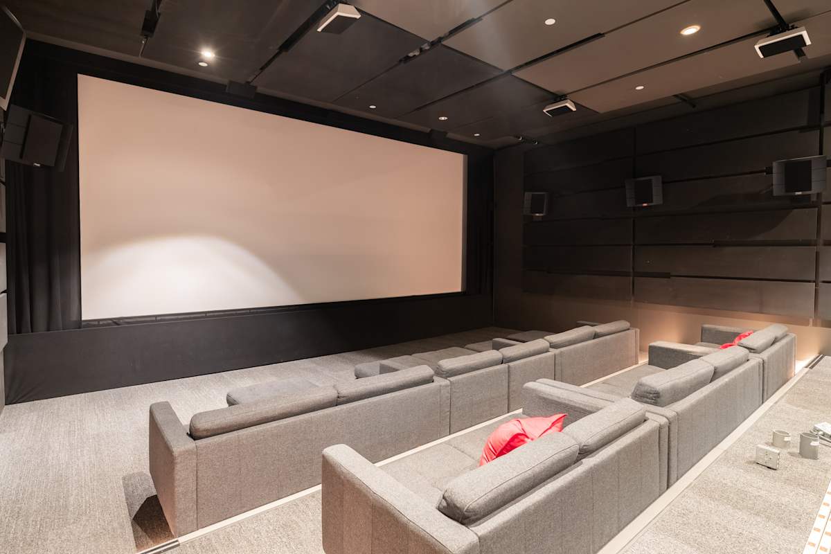 Hollywood Entertainment & Production Center photo 8