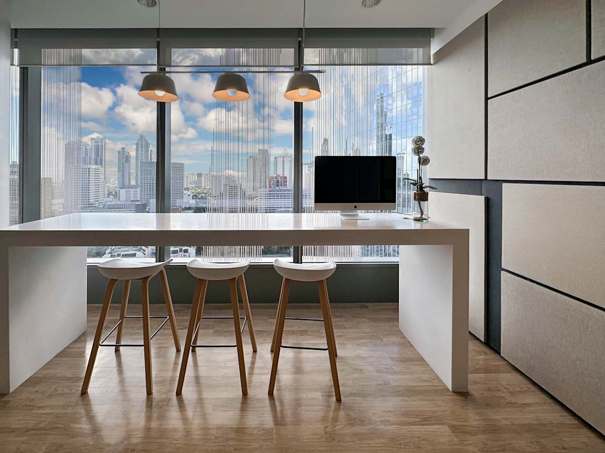 Zuellig Building photo 7