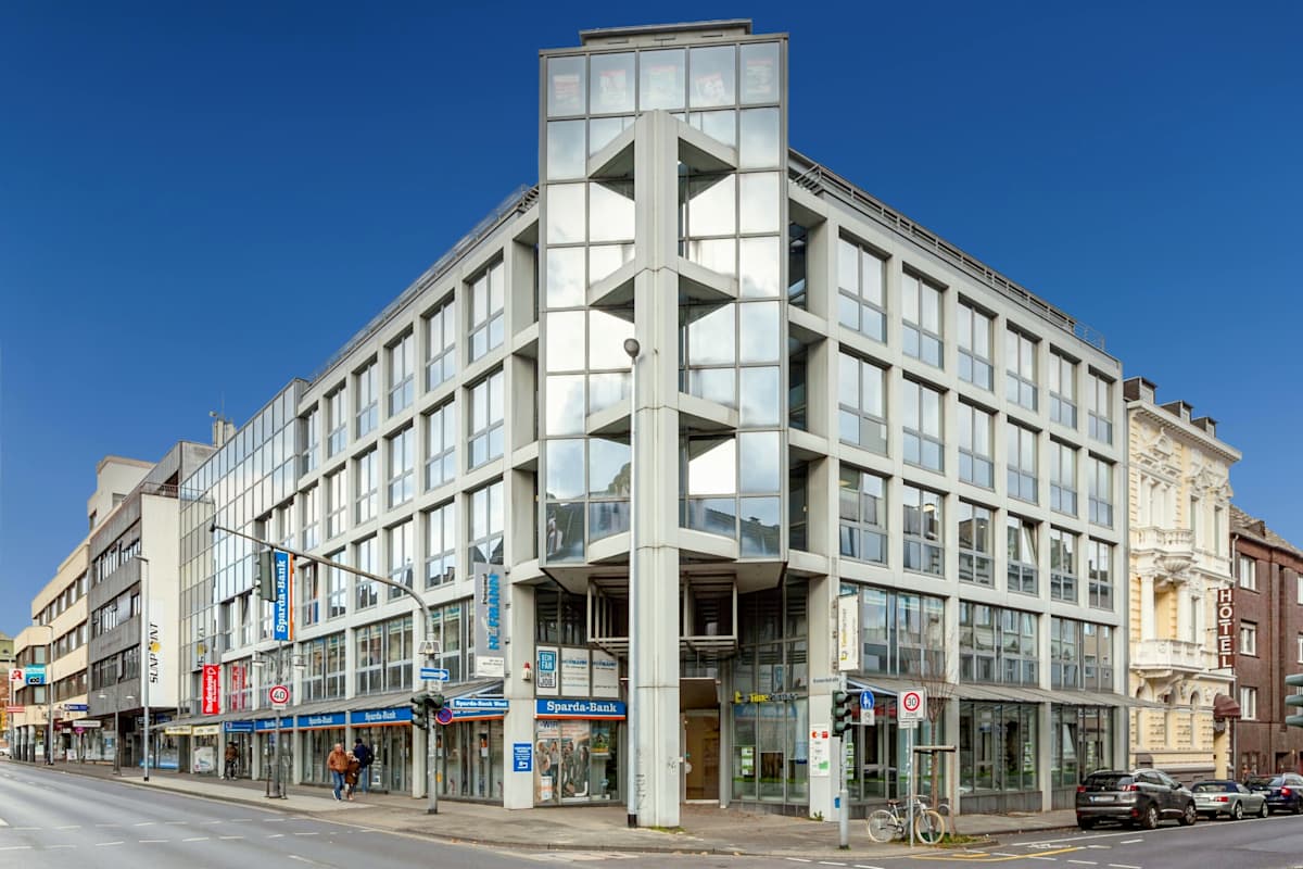 Bismarckstrasse photo 1