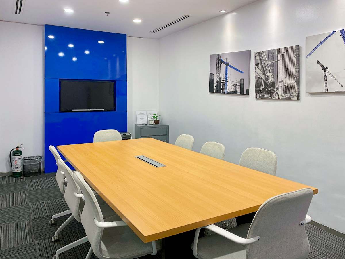 One E-com Center photo 12