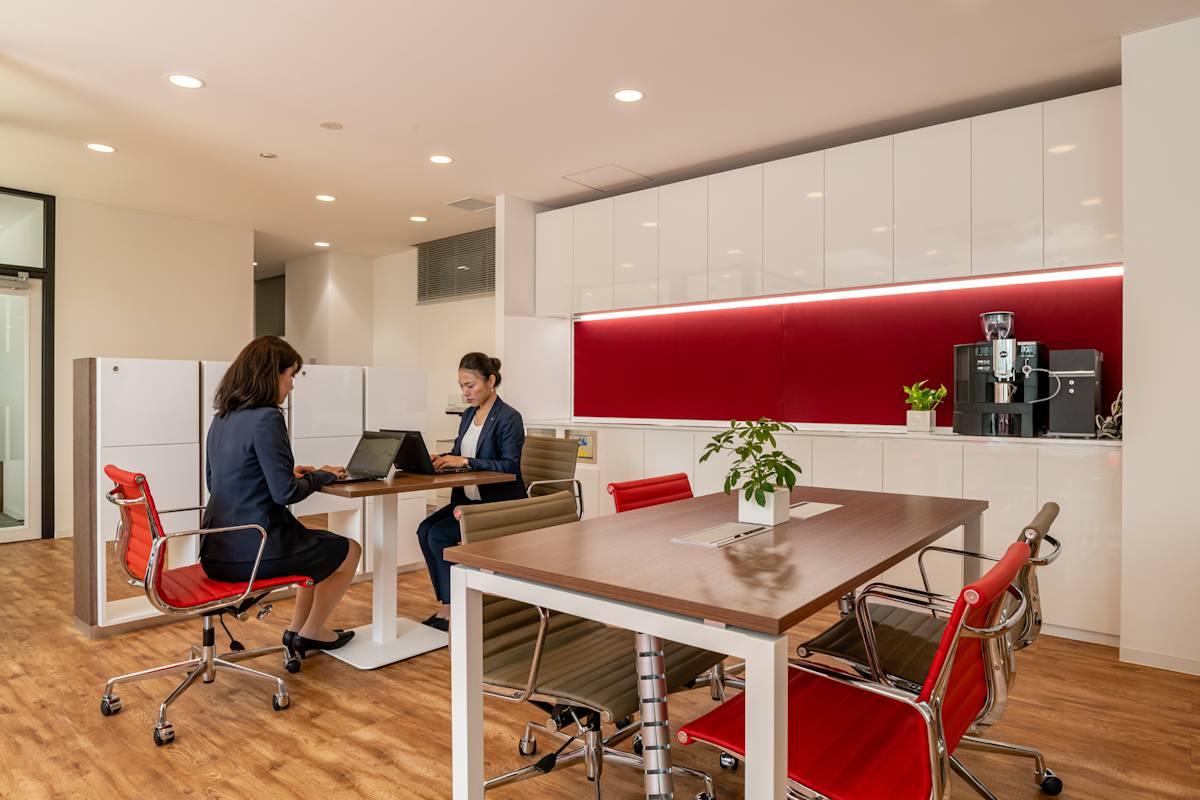 Regus - Shinwa KI Building photo 11