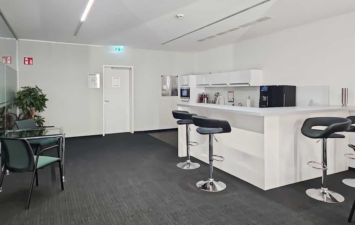 Regus Neuer Wall 50 photo 6
